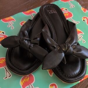 Time and Tru Knot Detail Black Sandals